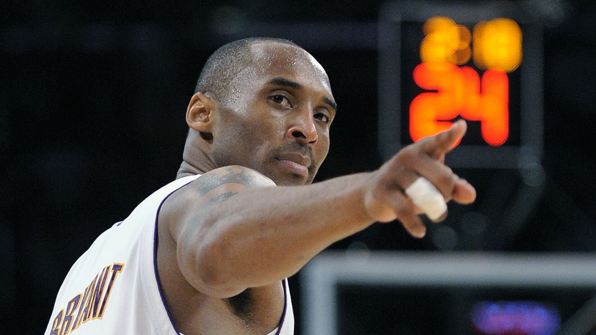 活塞主帅：康宁汉姆在持续进步，而且还不会抢走队友风头（活塞主帅：康宁汉姆稳步提升，却从不喧宾夺主）