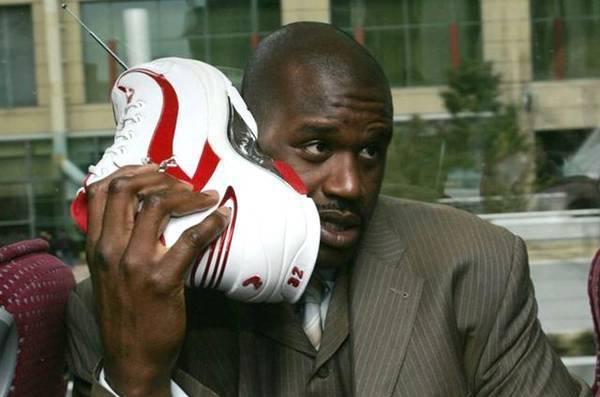 意甲积分榜：争冠白热化，米兰1球净胜球优势领先那不勒斯居首（意甲榜首之争白热化：米兰以1球净胜优势力压那不勒斯登顶）