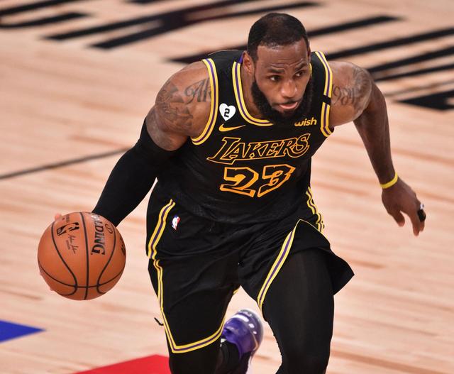 罗体：罗马尼奥利和贡多齐对裁判不满，但不会被停赛最多罚款（罗体：罗马尼奥利、贡多齐对裁判表达不满，预计不被停赛，顶多罚款）