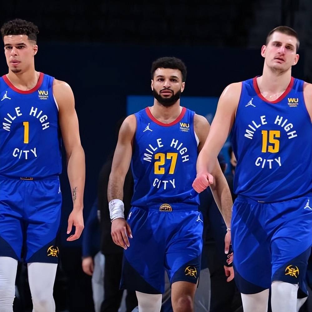 斯洛特：我没说过不会找萨拉赫谈；近三场联赛我们已经有改变（斯洛特：从未说不会和萨拉赫谈，近三轮联赛已做出调整）